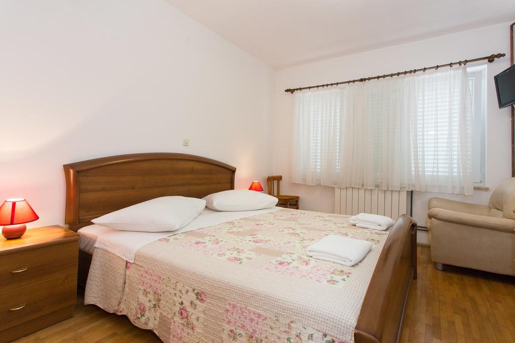 Bed & Breakfast Mario Крк Номер фото