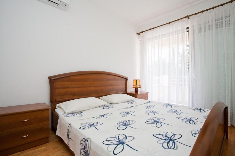 Bed & Breakfast Mario Крк Экстерьер фото