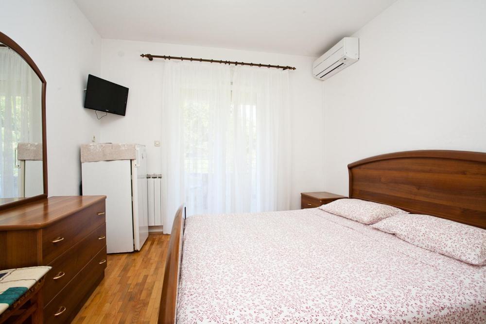 Bed & Breakfast Mario Крк Экстерьер фото